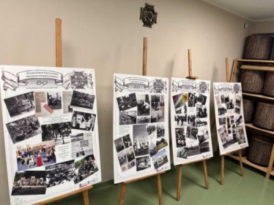 Plansze na sztalugach